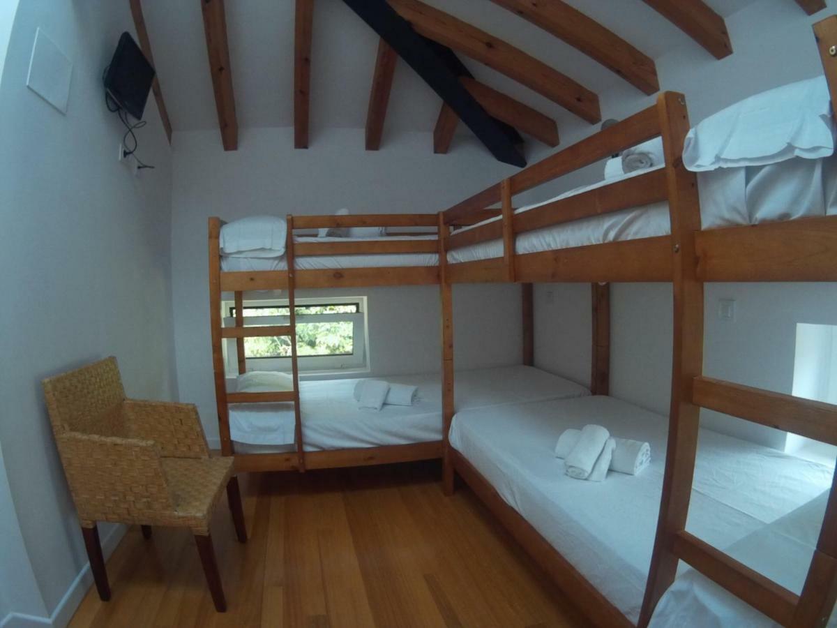 Castro Urdiales - La Vieja Estacion - Cerca De Bilbao Guest House Ngoại thất bức ảnh