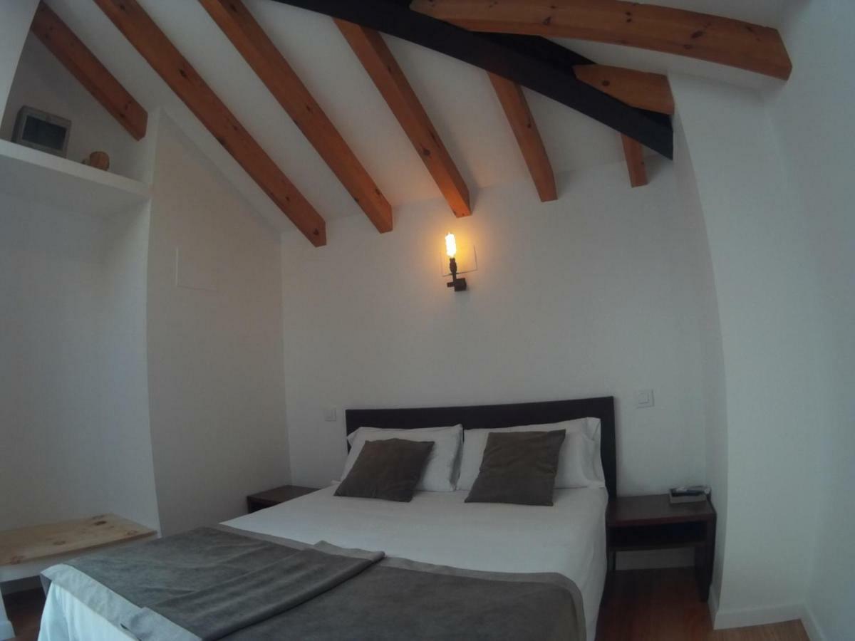 Castro Urdiales - La Vieja Estacion - Cerca De Bilbao Guest House Ngoại thất bức ảnh